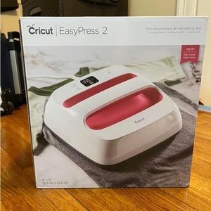 Cricut Easy Press 2 9x9- Raspberry